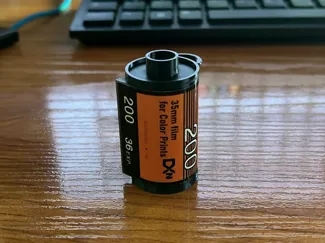 Kodak Kodacolor 200 film cartidge keychain