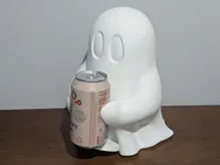 Fantôme avec canette de soda — photo 8