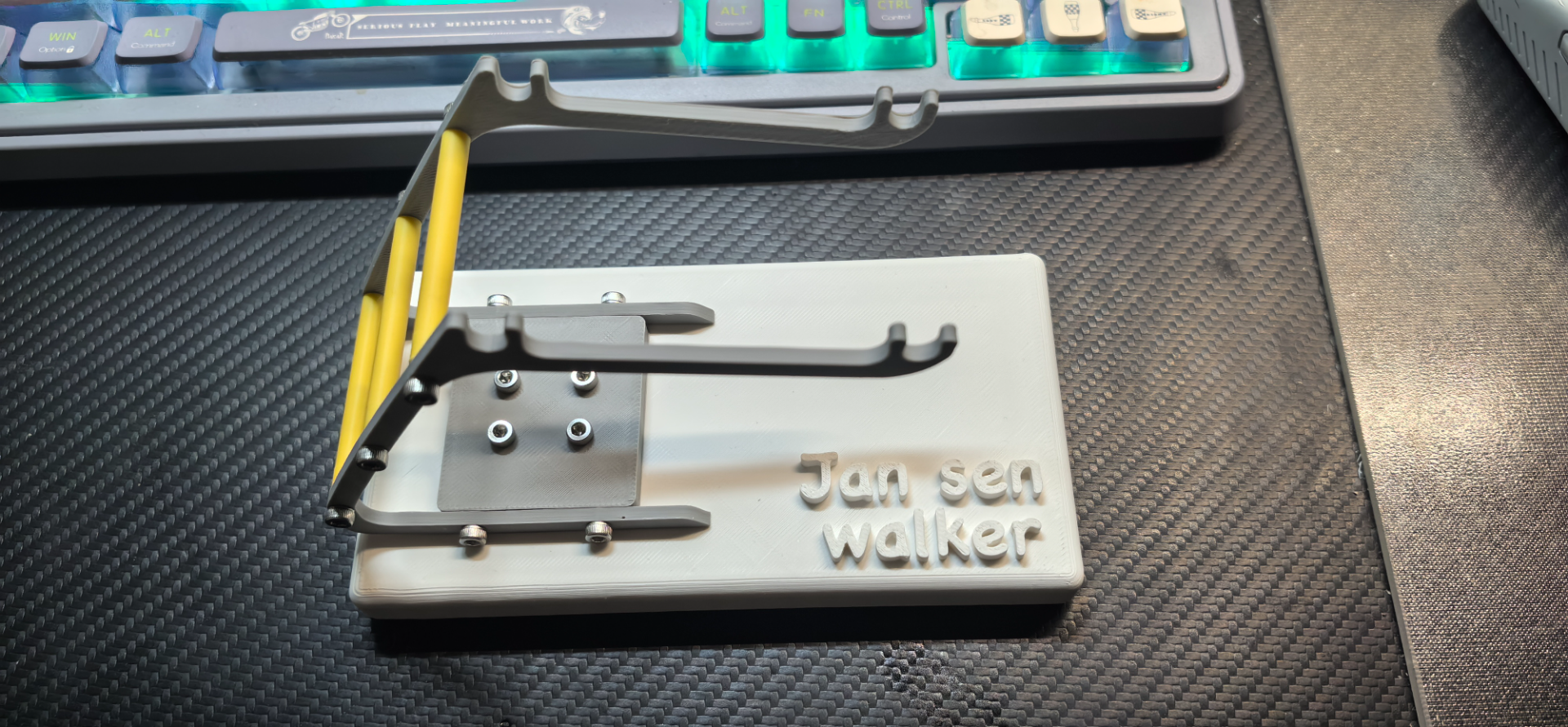 Miniatura 2 do modelo 3D 詹森四足机器人