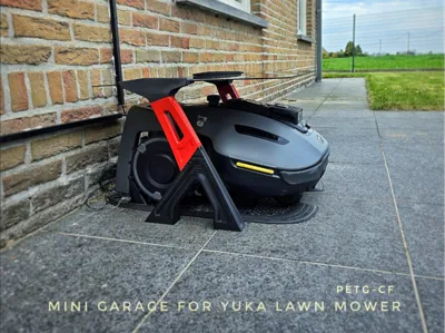 Mini Garage 1946 for lawn mower robot