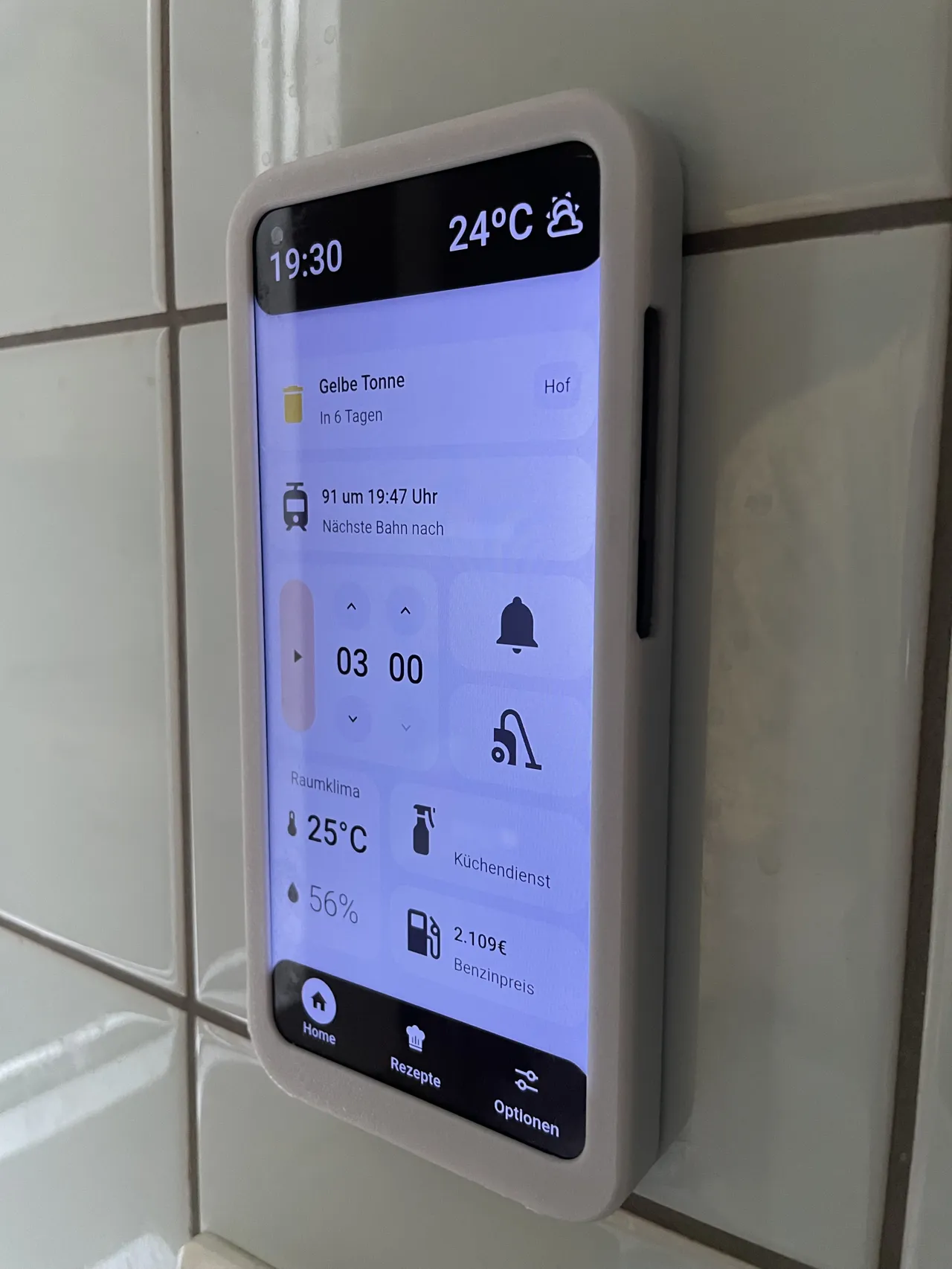 Samsung M11 wall case view 2