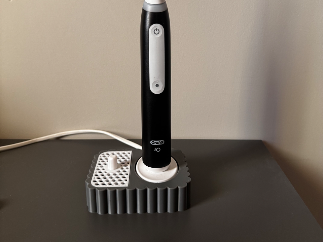 Base oral b io