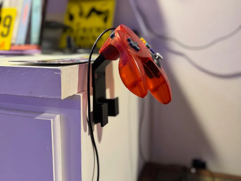 N64 CONTROLLER WALL MOUNT W/ CORD STORAGE