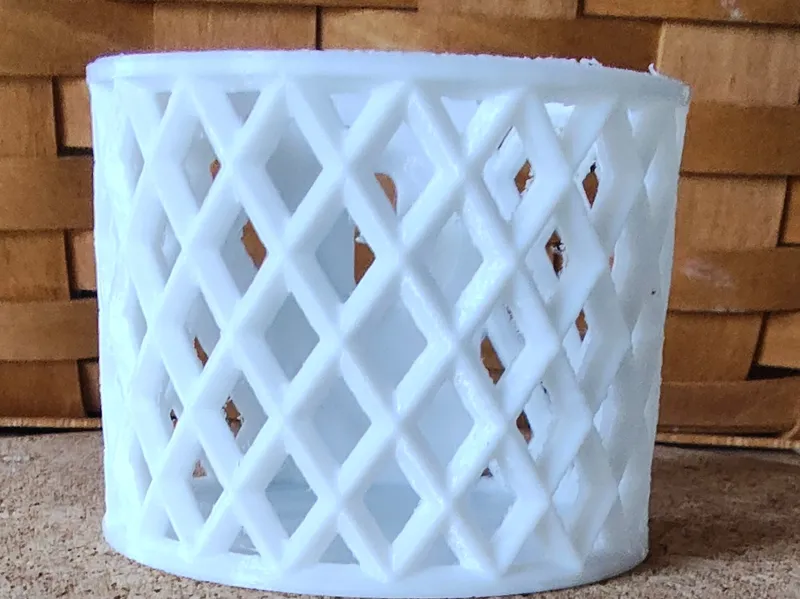 Cylinder  Shaped holder for Skadis pegboard