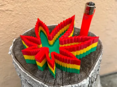 RASTA Leaf Ashtray