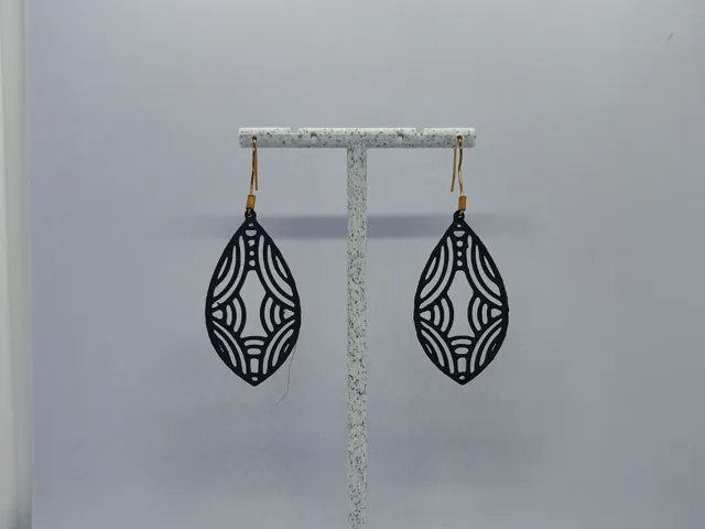 Aretes Ondas Entrelazadas