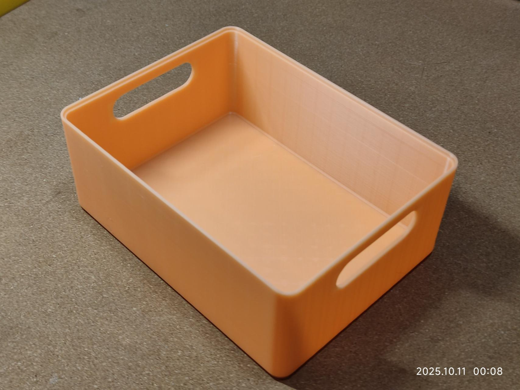Miniatura 1 do modelo 3D 简易可堆叠收纳盒 /  Simple Stackable  Storage Box