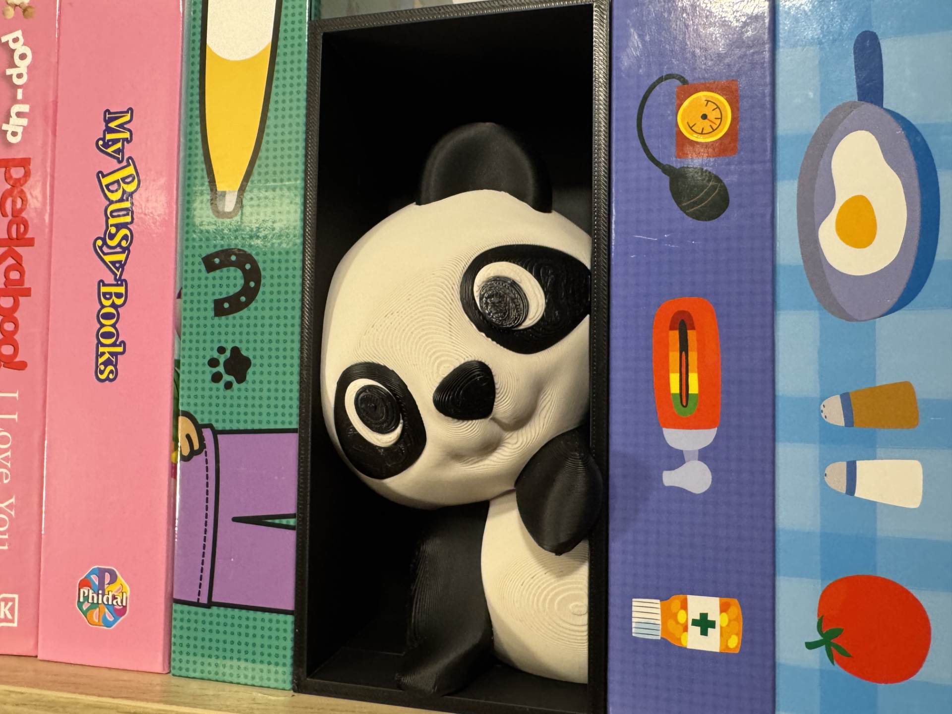 Peeking Panda Book Nook Bookshelf ( No AMS Needed)