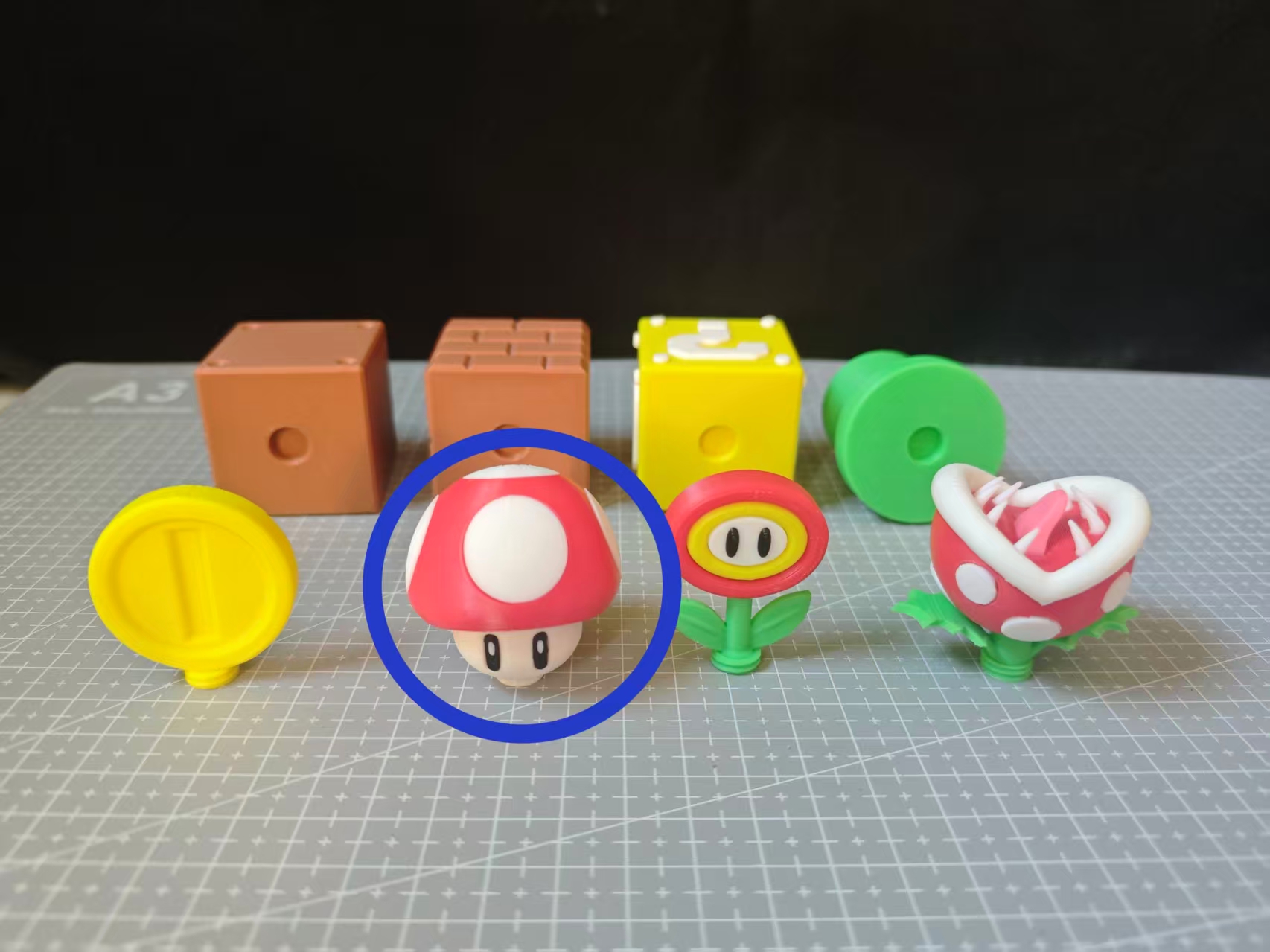 Miniatura 4 do modelo 3D 马里奥经典元素摆件 