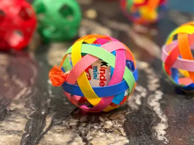 FOLD BALL | 2-IN-1 CANDY HOLDER & ORNAMENT