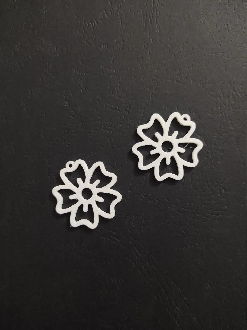 FloryGlow - Earrings view 3