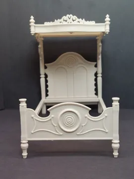 Marco decorativo: Miniature Half Tester Bed Frame — vista de referencia 3