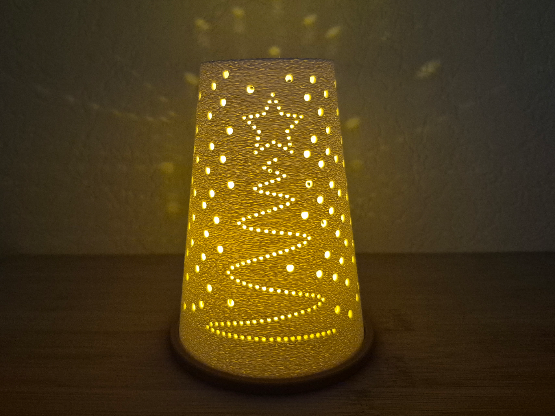 Christmas Tree Lantern - Cozy Fuzzy Skin Xmas - 1