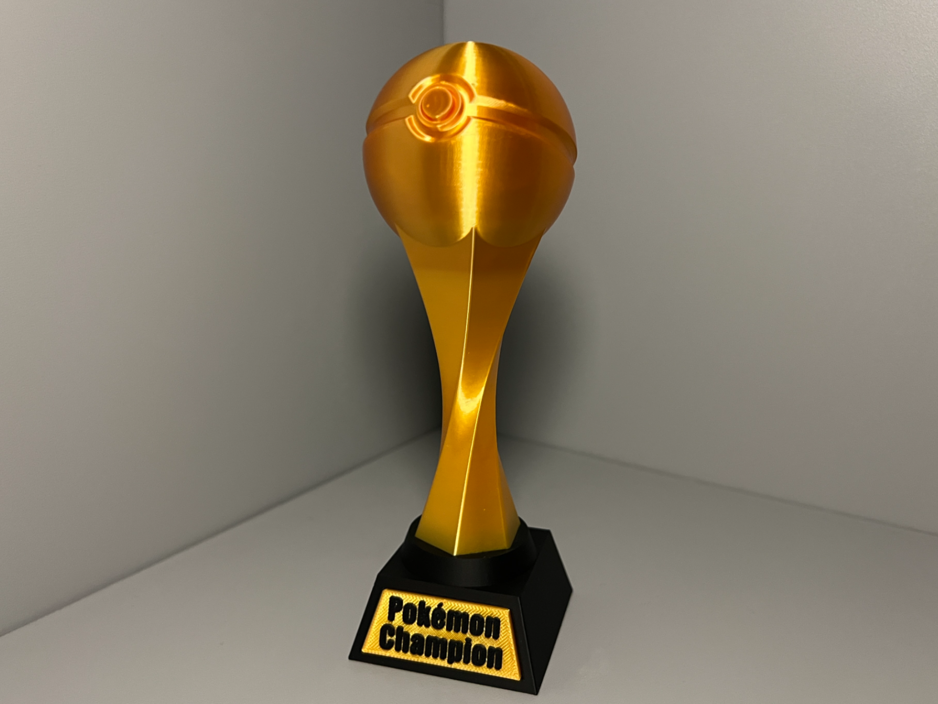 Pokémon Champion Trophy - Customizable