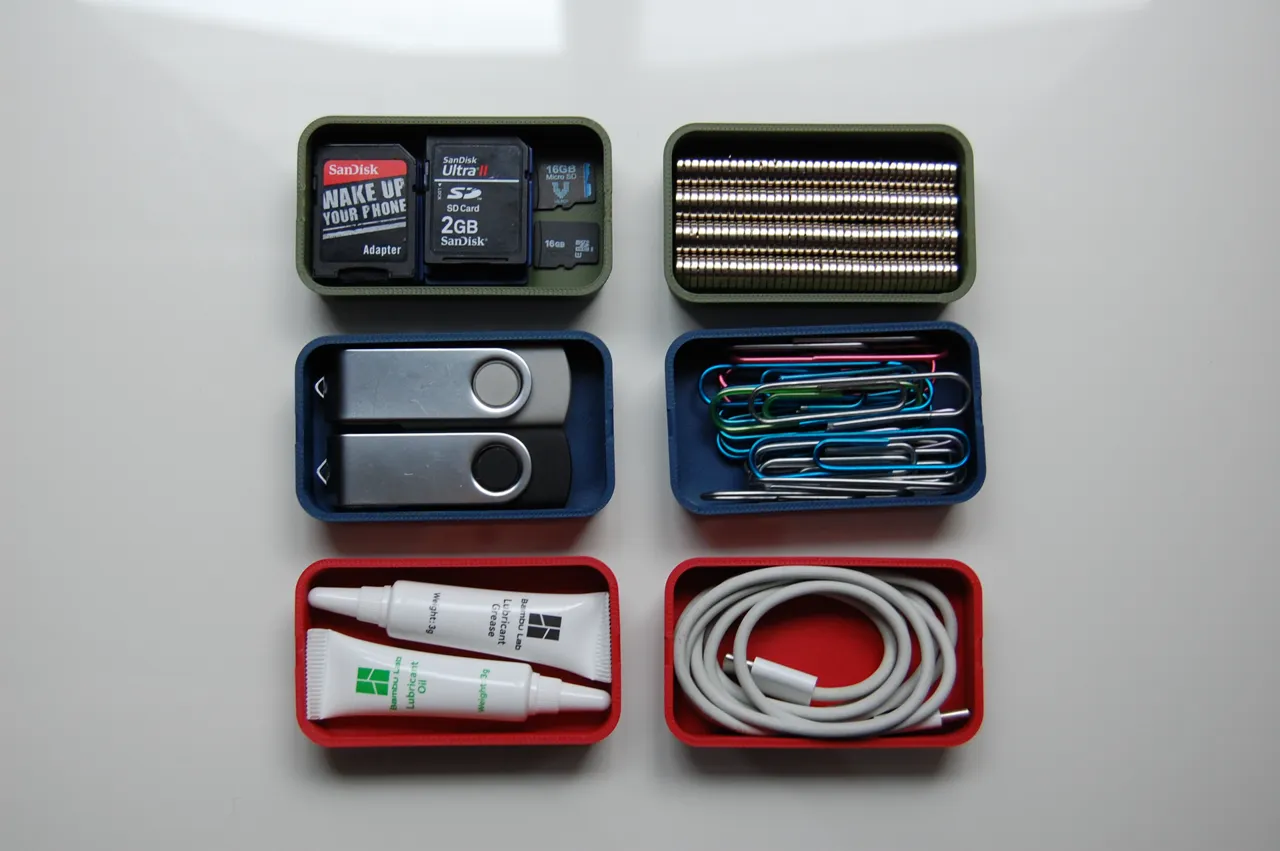 Mini Pocket Container view 2