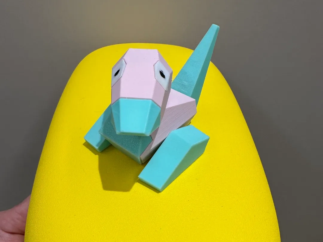 Miniatura 1 do modelo 3D 分色打印多边兽（3D龙）