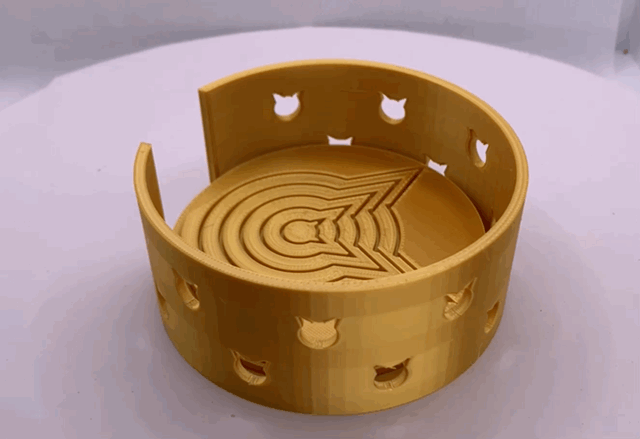 Drink coaster with cat's head