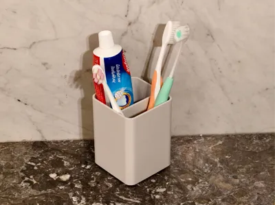 Toothbrush Holder with Drainage Insert 