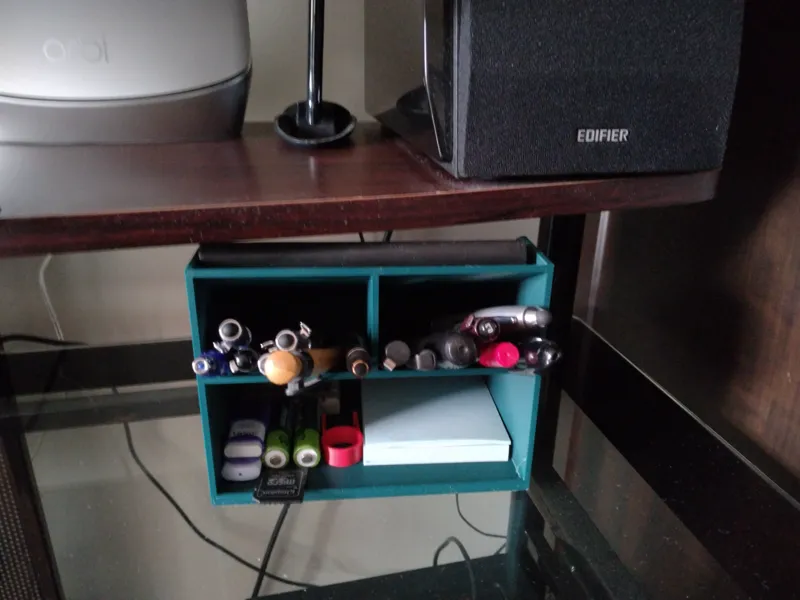 Pen Holder