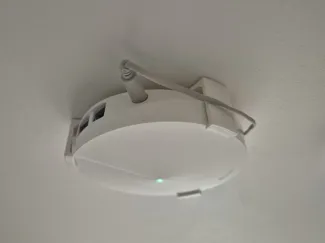 Wall Mount for TP-Link Deco M5 – Optimized Clips