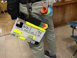 Customizeable slate/clapperboard holder