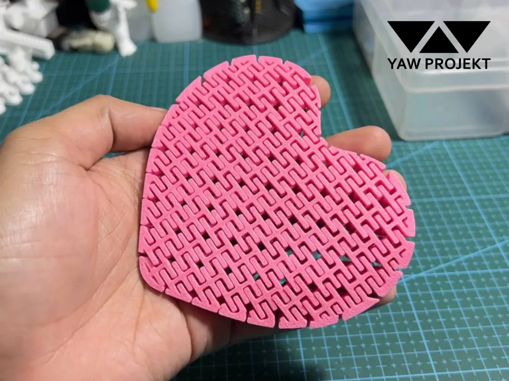FLEXI HEART FIDGET - Free 3D Print Model - MakerWorld