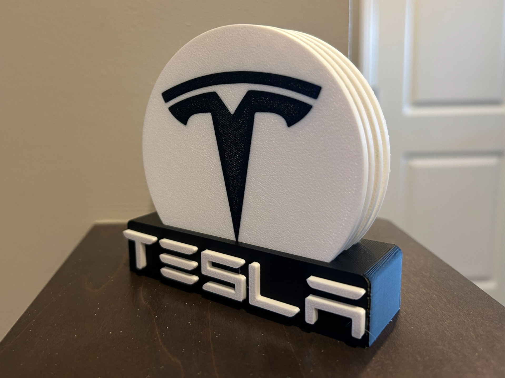 Miniatura 1 do modelo 3D Tesla Coaster Set with Base 