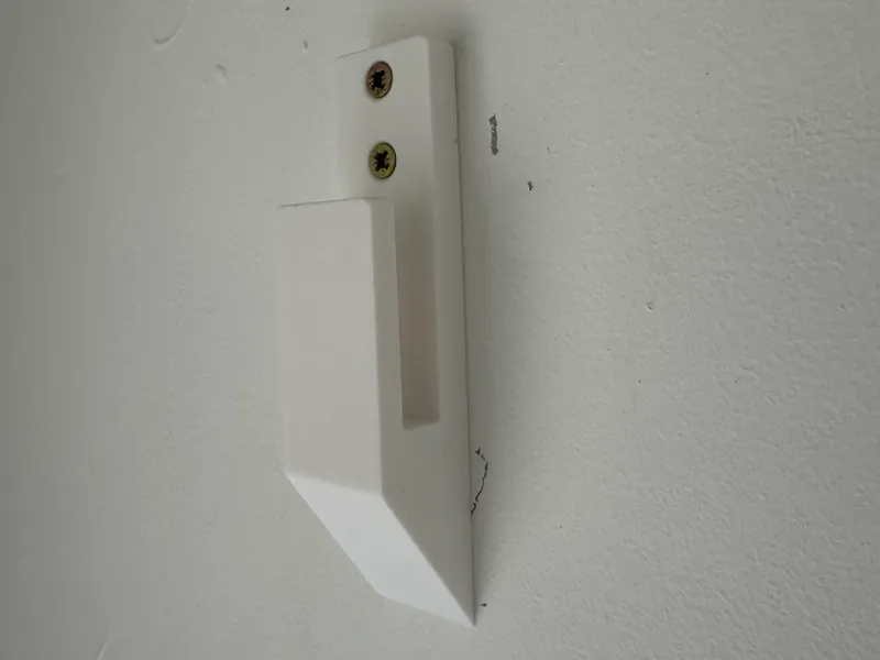 Fire extinguisher support
