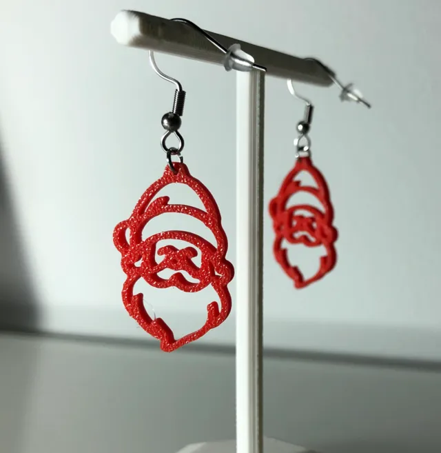 Santa earrings NO AMS