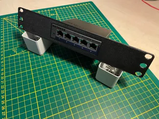Netgear GS105E Rack mount for 10 inch Rack