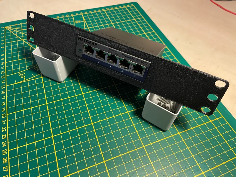 Netgear GS105E Rack mount for 10 inch Rack