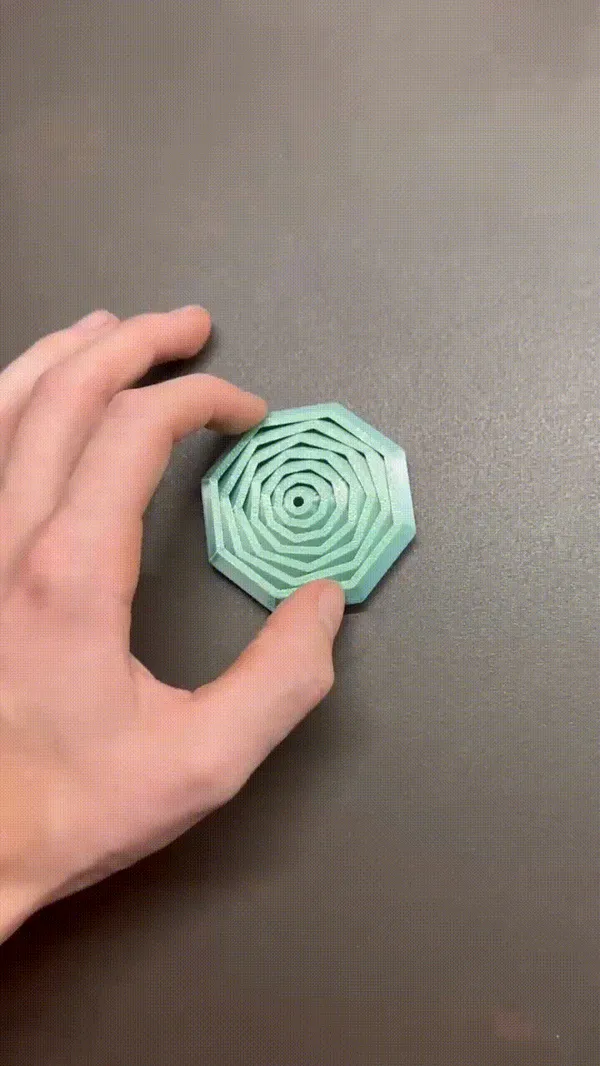 Petit fidget octogonal
