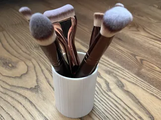 Textured Make-Up Brush Holder