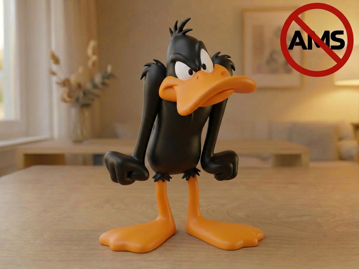 Daffy Duck – Figurine (AMS + No AMS Versions) - 1
