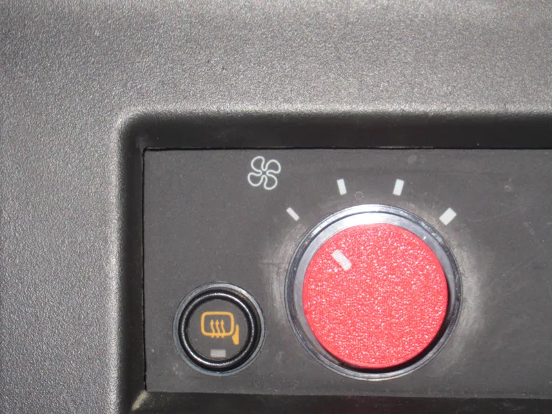 A/C knob for Chevrolet Express