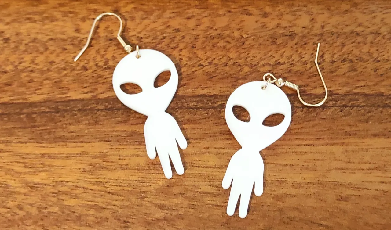 Alien Earrings view 3