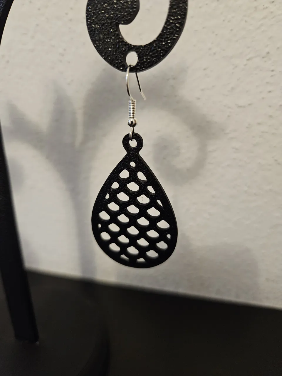 earrings drop 16 view 2