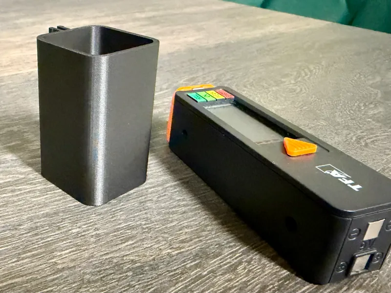 Skadis TFA Battery Check Batterietester Holder
