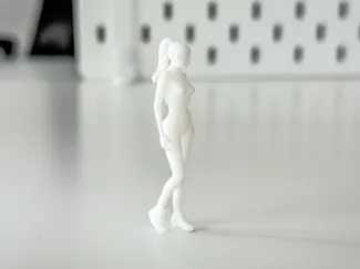 Miniature Woman/Fitness Girl for your Diorama