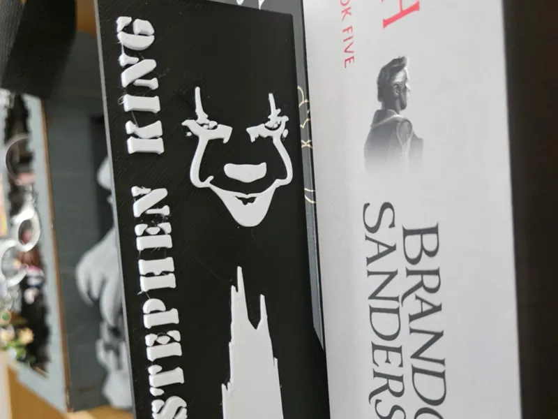 Bookshelf organizer - Stephen King (1/2)