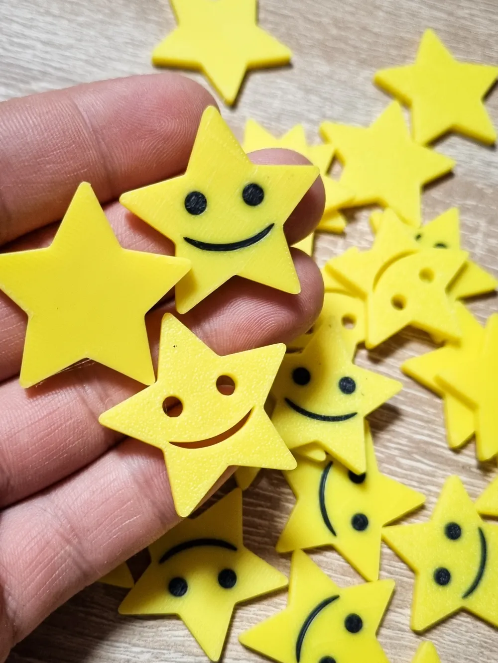 Simple Star Token - Free 3D Print Model - MakerWorld