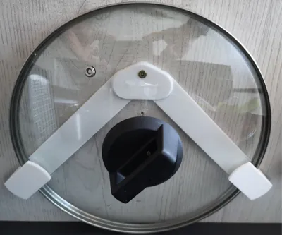 Parametric pot lid holder