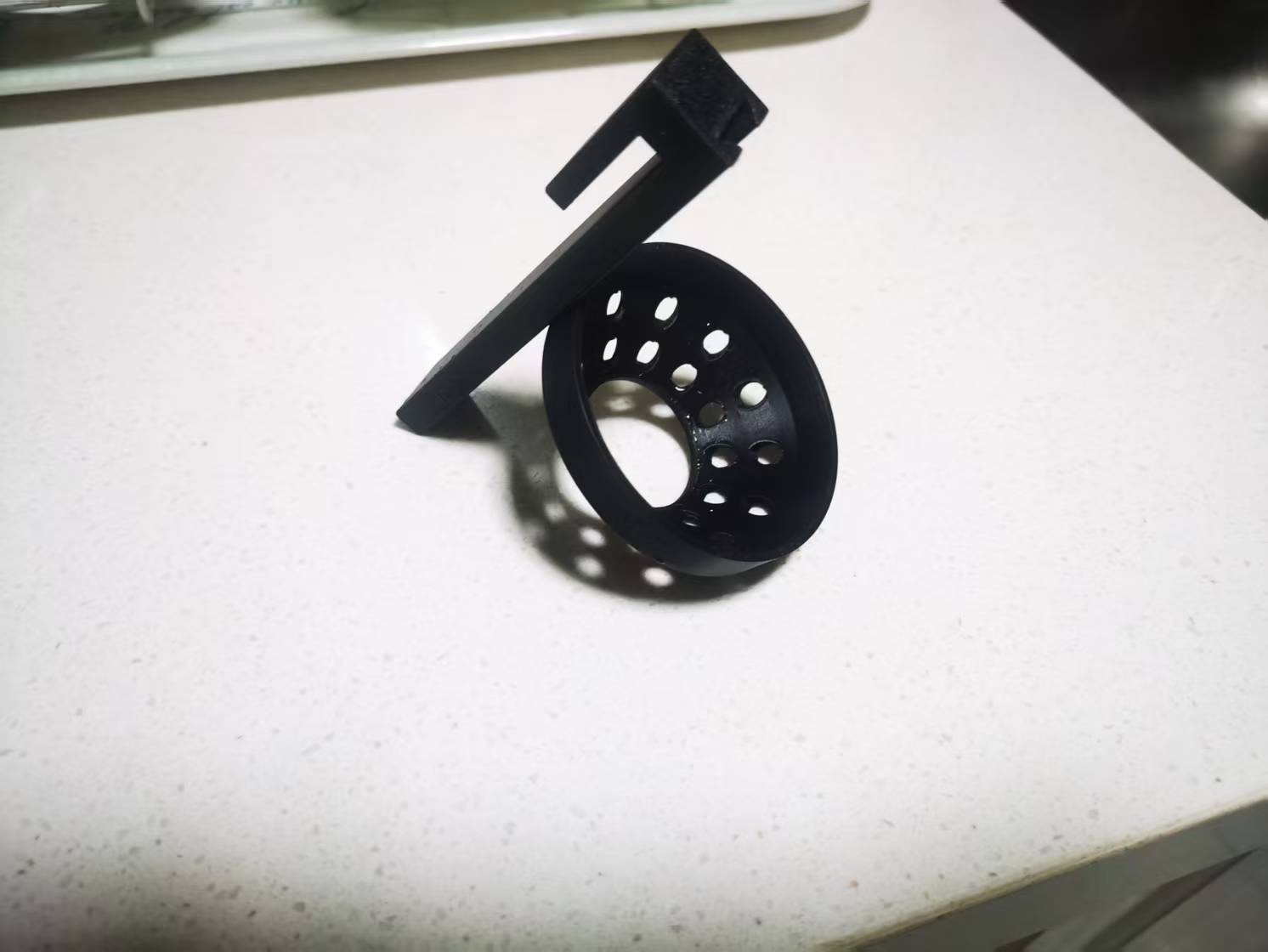 Miniatura 4 do modelo 3D 鱼缸 水培蒜 支架
