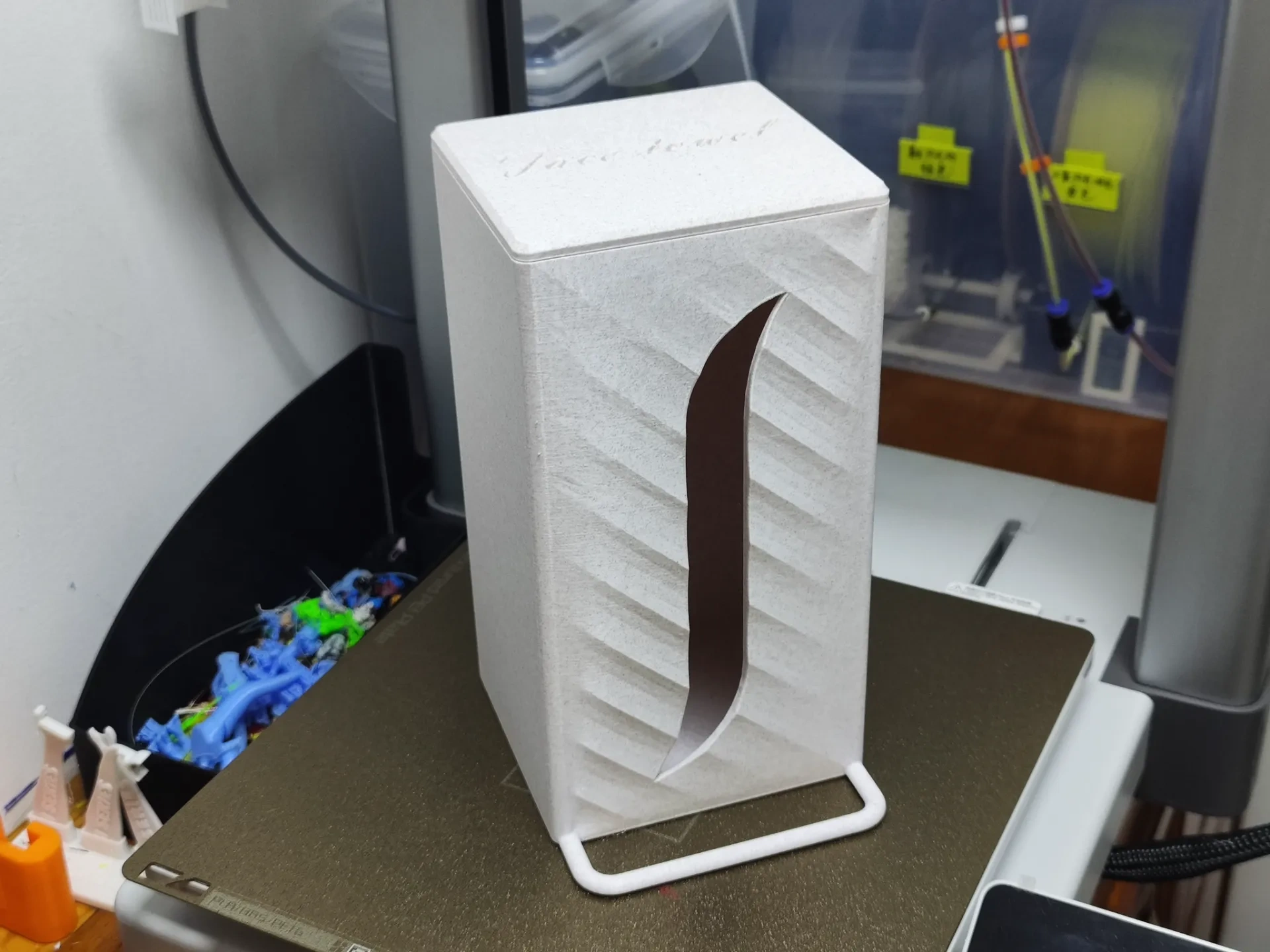 Miniatura 2 do modelo 3D 洗脸巾盒壁挂收纳盒