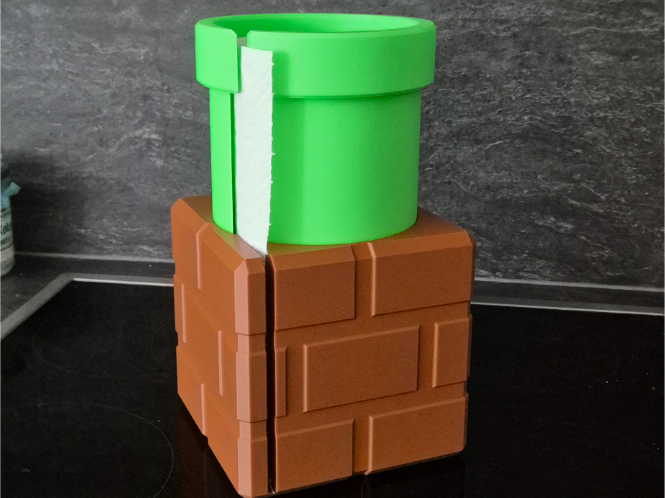 Küchenrollenhalter Super Mario Stil