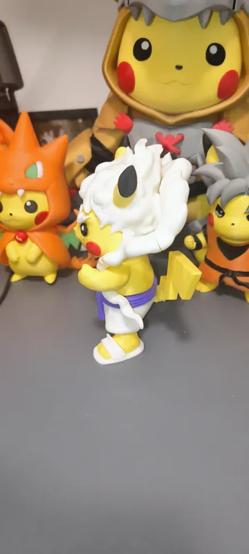 Figura decorativa: Pikachu Gear 5 (Modo Nika) — vista de referencia 5