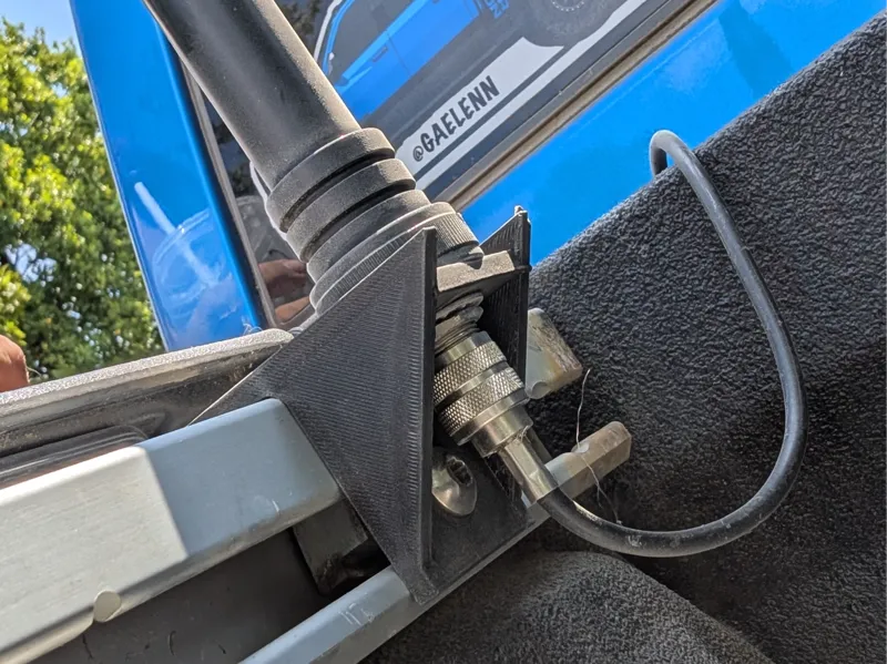 5th Gen Ram Cargo Rail Antenna Mount