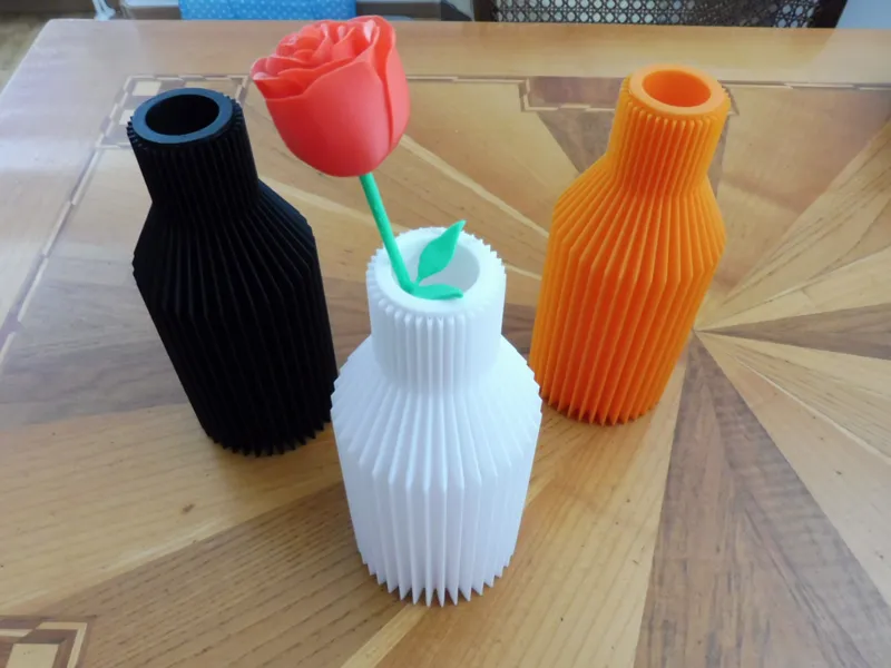 Design Zackenvase mit Innenvase