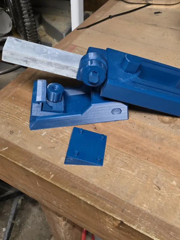 knife sharpener