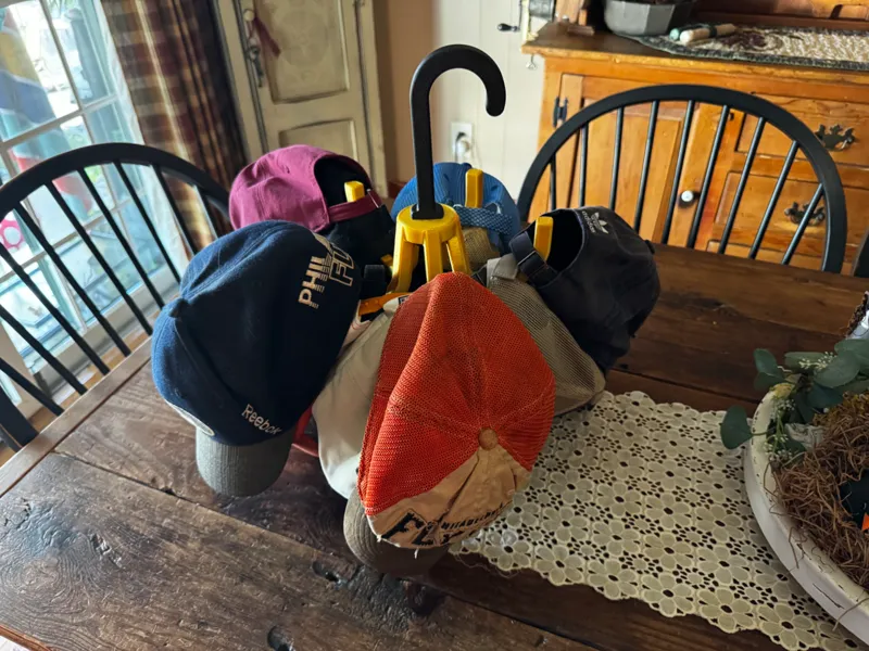 Rotating Hat Rack
